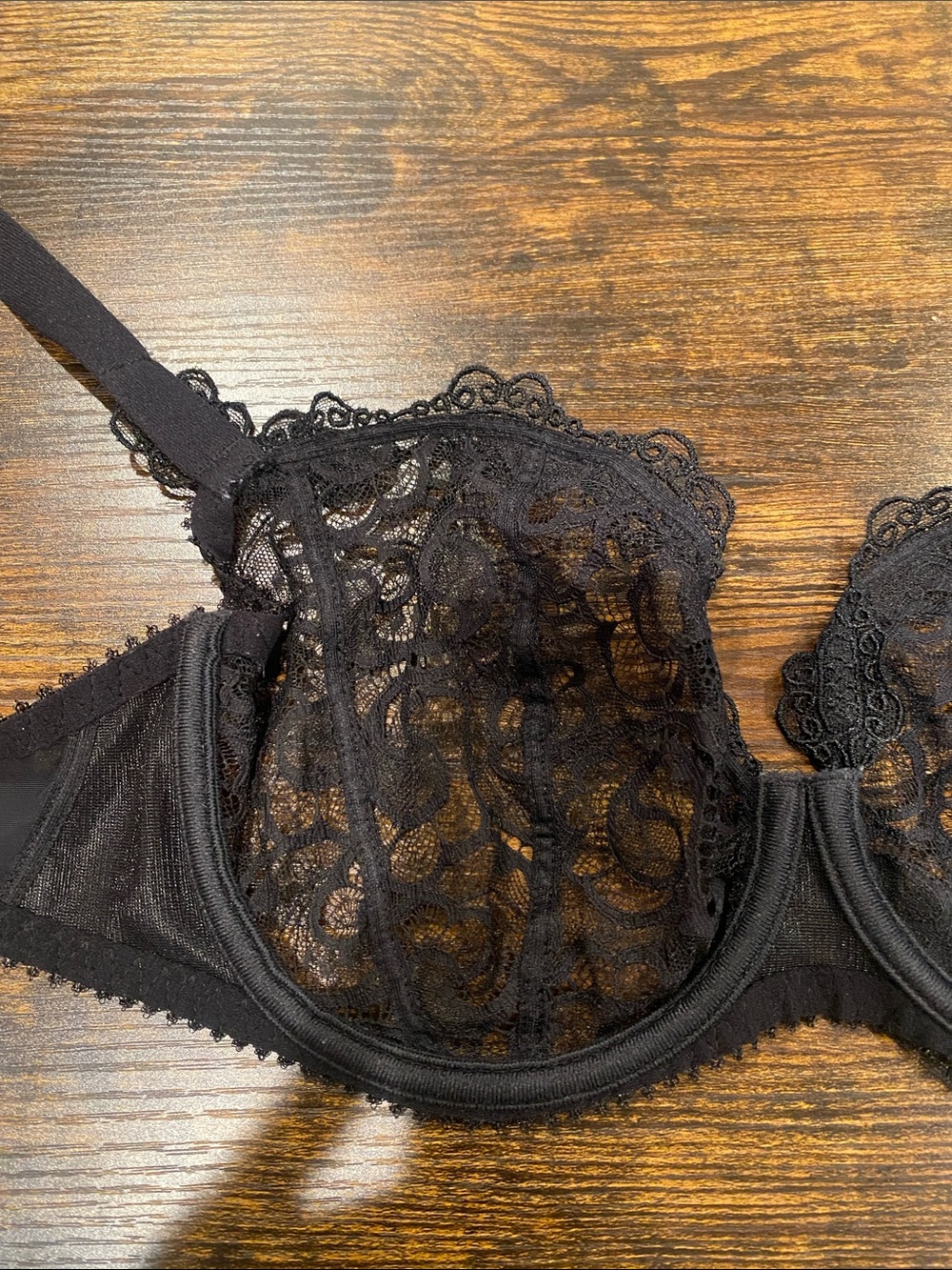 Maison Lejaby Sheer Black Lace Underwire Bra with Adjustable Straps - Picture 11 of 13